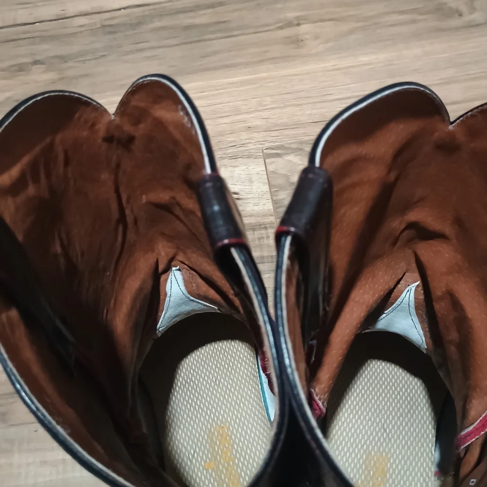 SOLD Vintage Y2K Men's Classic Western Dan Post Cowboy Leather Boots - Picture 3 of 6
